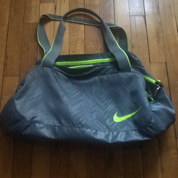 nike legend club gym bag